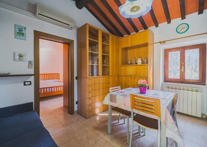 Casa Alex A Schiopparello - Goelba