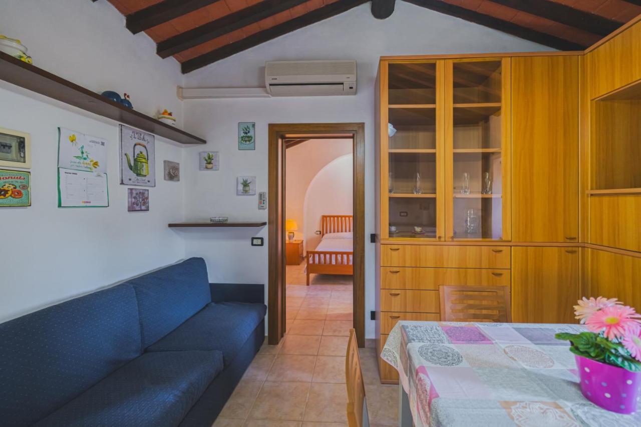 Casa Alex A Schiopparello - Goelba Apartment